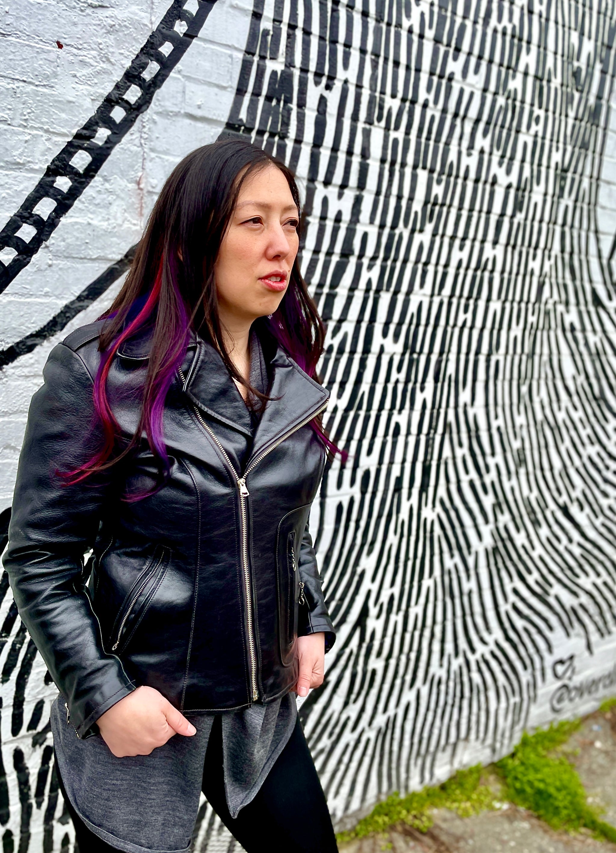 Bespoke Nyla Griz Review from Emily - Black Shinki